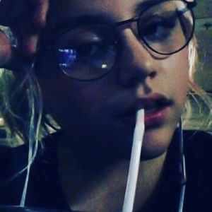 Meet your Posher, Kira